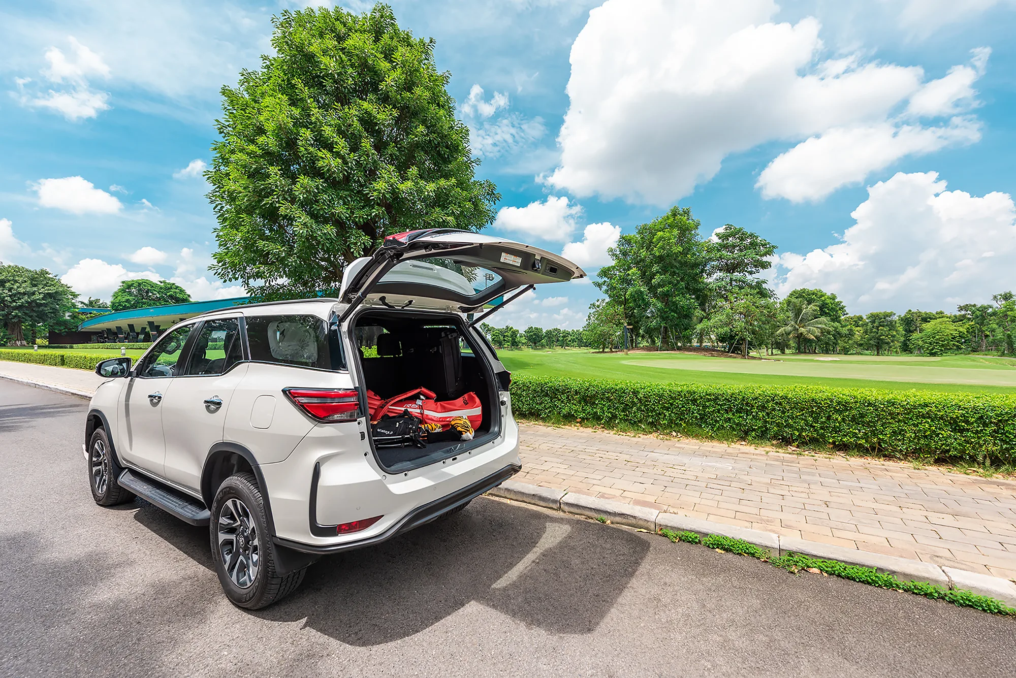 Toyota Fortuner IMG_4157