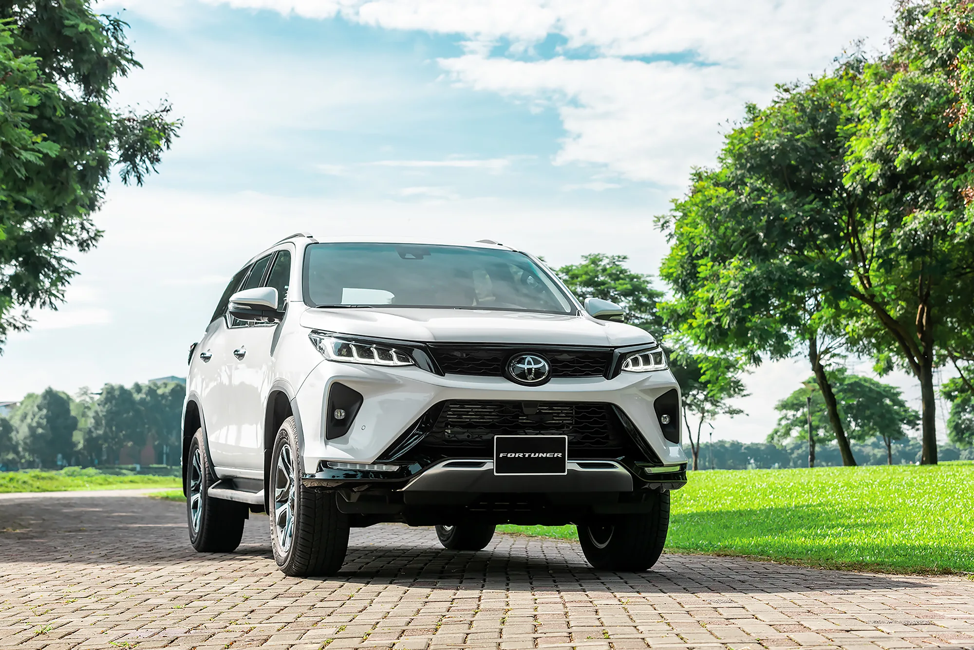 Fortuner 2026: Bảng giá lăn bánh, Thông tin Xe & Ưu đãi tháng 05/2026