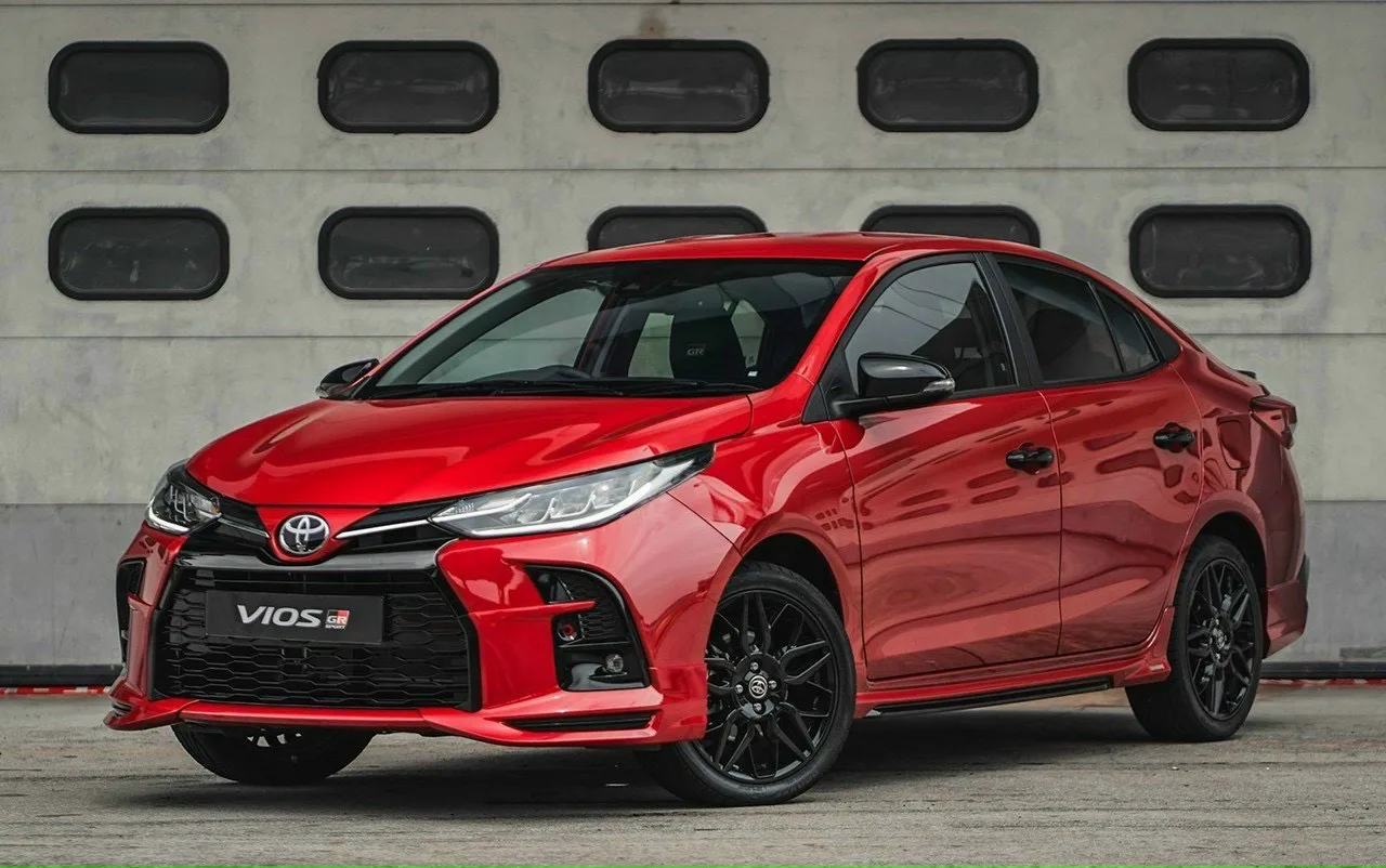 Toyota Vios GR-S ra mắt, chinh phục giới trẻ với kiểu dáng thể thao