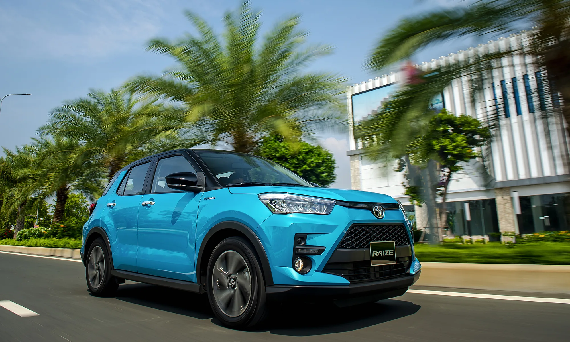 Van-hanh-toyota-raize-3