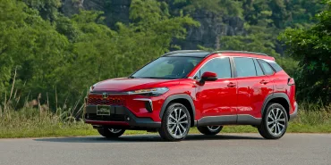 Toyota Corolla Cross: Giá lăn bánh, Thông tin Xe & Ưu đãi tháng 5/2026